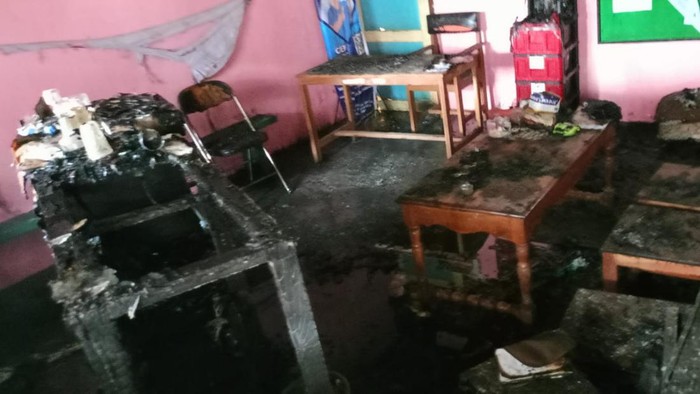 Kebakaran kantor PPS di Trenggalek