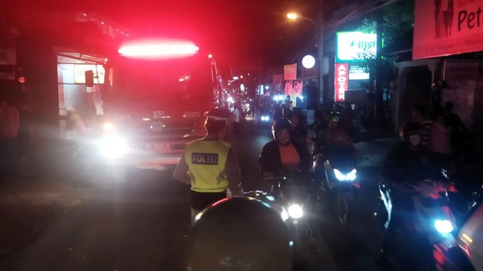 Peristiwa kebakaran kos di Jalan Trenggana Gang Tegal Ayu Nomor 2, Kelurahan Penatih, Kecamatan Denpasar Timur, Kota Denpasar, Rabu (5/7/2023). (Dok. Polresta Denpasar)