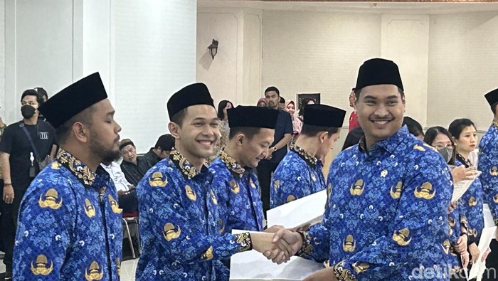 Kemenpora Angkat Atlet jadi PNS