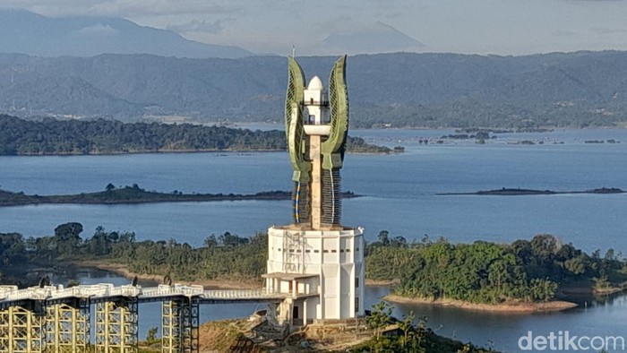Menara Kujang Sapasang Sumedang