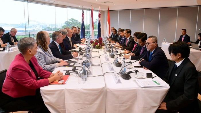Mendag Dampingi Jokowi di Annual Leaders Meeting Australia Menteri Perdagangan RI, Zulkifli Hasan mendampingi Presiden Jokowi dalam Annual Leaders’ Meeting di Taronga Center, Sydney, Australia, Selasa (4/7/2023).