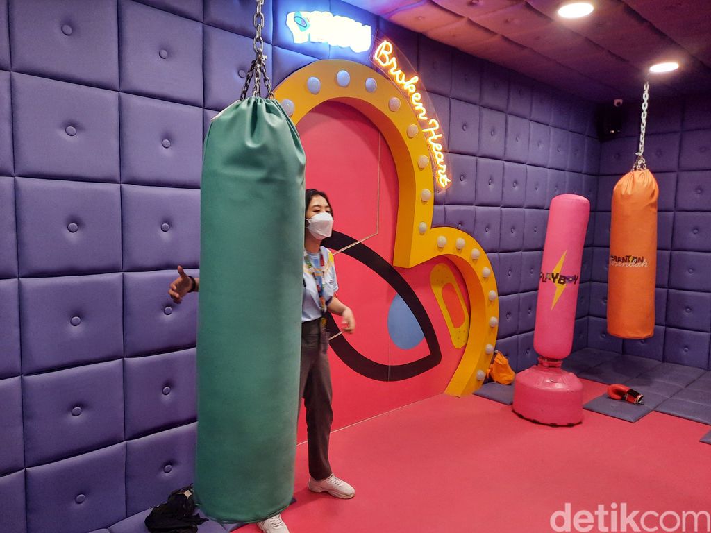 Museum Patah Hati di Chillax Jakarta