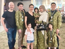 6 Potret Olla Ramlan dan Istri Mantan Suami, Dekat Bak Bestie