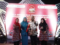 Stunting Turun, Ketua TP-PKK Gresik Raih Penghargaan Manggala Karya Kencana