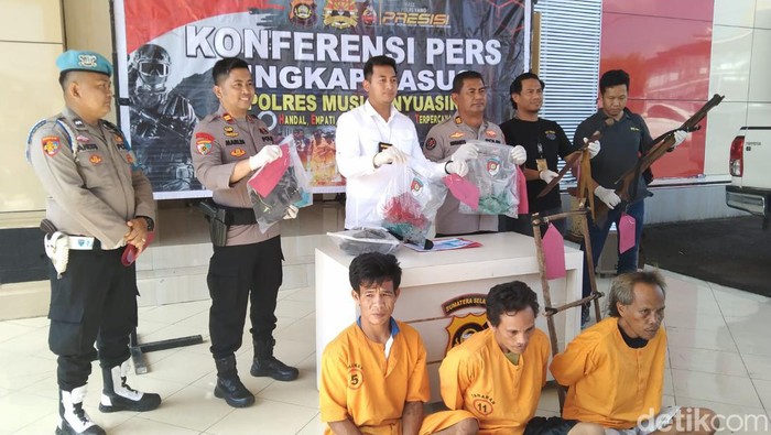 Perampok penjaga kebun sawit di Muba, Sumsel. (Prima Syahbana/detikSumbagsel)