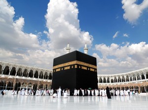Arab Saudi Mulai Terima Kedatangan Jemaah Umrah 1445 H