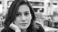 Raihaanun belakangan ramai dibicarakan terkait perceraiannya dengan sang suami, Teddy Soeriaatmadja. Mereka berpisah setelah 16 tahun bersama. Foto: Instagram raihaanun