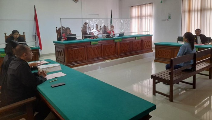PN Singaraja memvonis terdakwa pelaku perdagangan orang dengan pidana penjara lima tahun, lebih ringan dari tuntutan jaksa, Rabu (5/7/2023). (Dok. Kejaksaan Negeri Buleleng)
