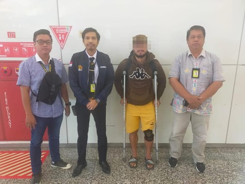 Dua WNA asal Timor Leste dan Nepal dideportasi lantaran overstay selama 60 hari, Selasa (4/7/2023).