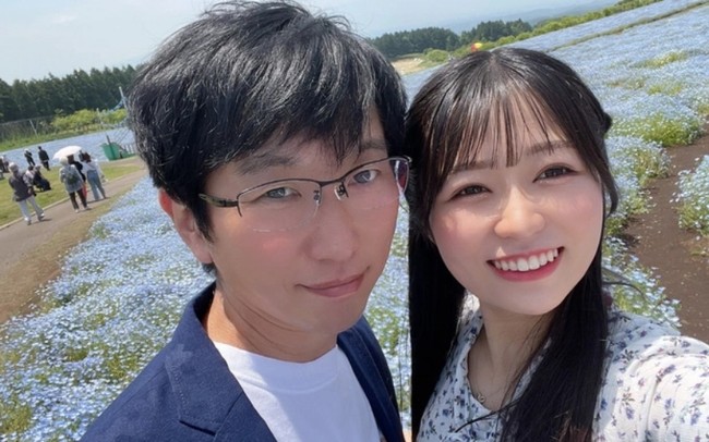 Yuki Tomoe juga menyebut dirinya sebagai mantan Idol Jepang dalam hashtag yang disertakan di berbagai unggahannya di TikTok. Yuki merupakan member dalam grup idola berbasis di Osaka. Foto: Dok. Twittter @_tomoe_0722