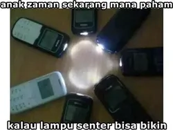 Nostalgia HP Jadul, Mari Kita Buat Anak Zaman Now Bingung