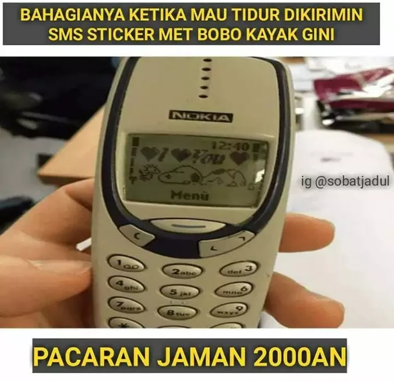 HP jadul membawa sejumlah kenangan yang bikin senyum sendiri. Anak milenial nggak akan paham, deh!