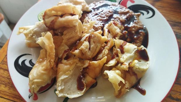 Indonesian food and snacks