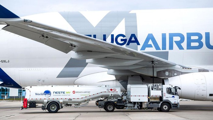 Airbus Beluga diisi BBM SAF