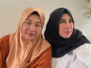 Amy Qanita dan Ibunda Jeje Liburan Bareng, Kompak Gandeng Cucu