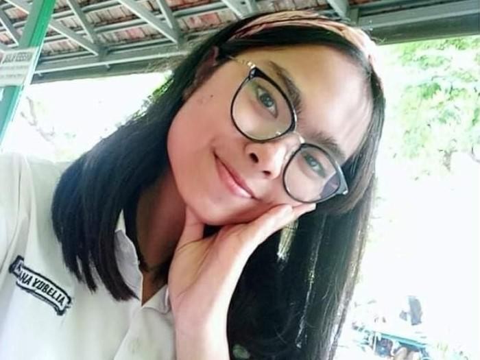 Andriana Yubelia Noven Cahya semasa hidup