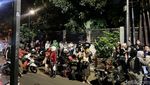 Antre Panjang Demi Bacang Isi Jando yang Kenyal dan Juicy