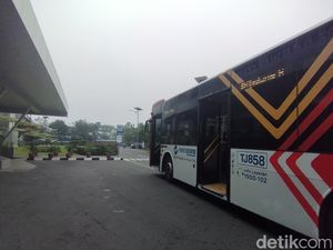 Pemprov DKI Surati DPRD soal Usulan Tarif TransJ Bandara Minggu Depan