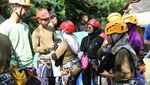 Coba Deh Canyoning di Curug Ngumpet, Seru Pakai Banget!