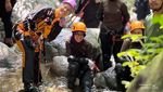 Coba Deh Canyoning di Curug Ngumpet, Seru Pakai Banget!