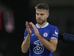 Azpilicueta Pamit, Ucapkan Perpisahan untuk Fans Chelsea