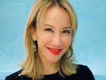 Proses Pemakaman Coco Lee Dimulai Hari Ini