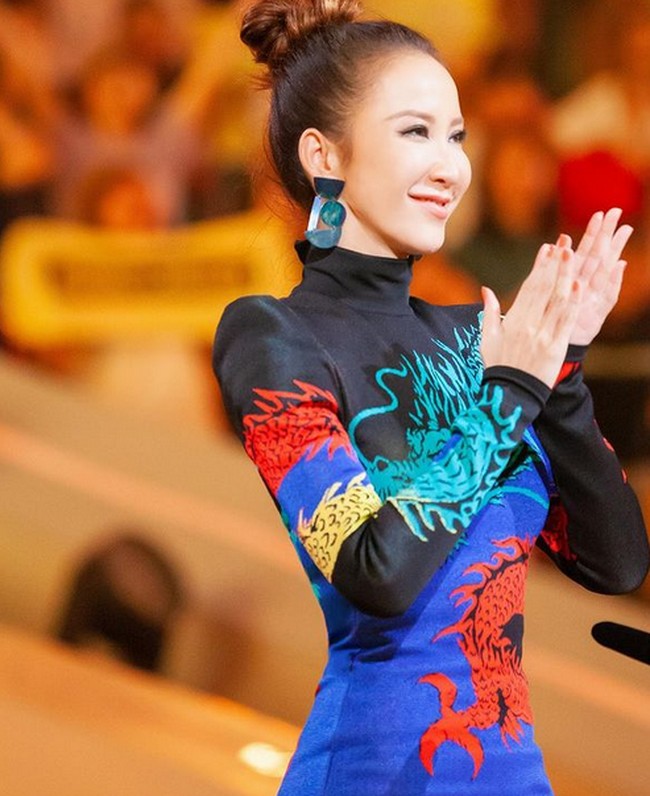 Tragisnya Coco Lee menyerah pada hidupnya dan melakukan percobaan bunuh diri pada 2 Juli. Sempat koma selama tiga hari, Coco Lee meninggal dunia pada Rabu, 5 Juli 2023. Foto: dok. Instagram/@cocolee