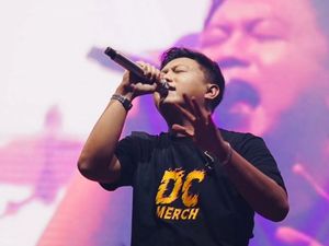 Profil Denny Caknan, Penyanyi Los Dol hingga Kalih Welasku