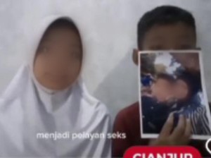 Tangis 2 Anak dari Cianjur Duga Ibu Dijadikan Pelayan Seks di Dubai