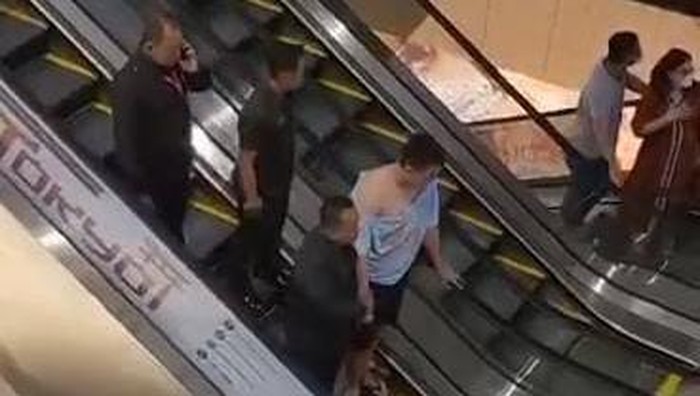 Dugaan pencurian anak di mal Surabaya