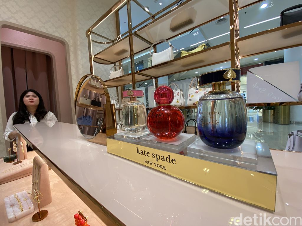 Foto Liputan Parfum Cherie Kate Spade New York Foto Liputan Parfum Cherie Kate Spade New York