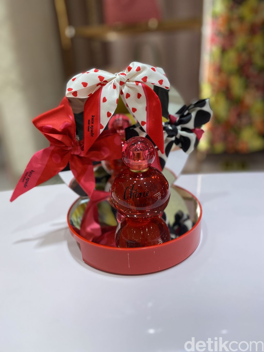 Foto Liputan Parfum Cherie Kate Spade New York Foto Liputan Parfum Cherie Kate Spade New York