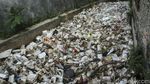 Jorok, Kali di Samping Balai Kota Depok Penuh Sampah