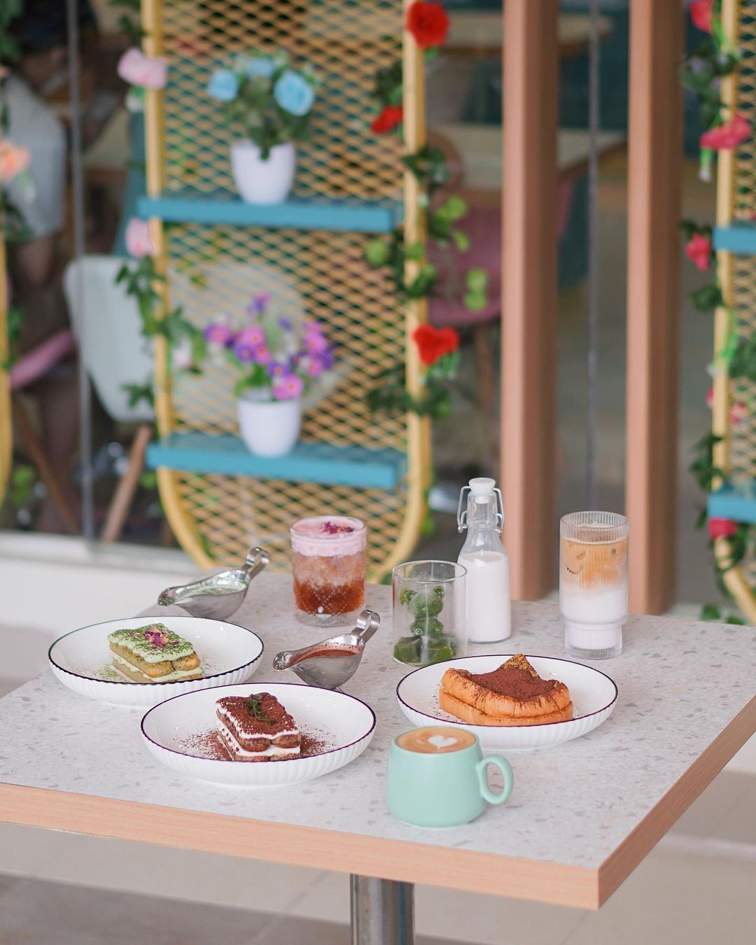 Kafe estetik di Gading Serpong