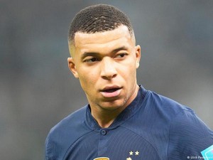 Para Bintang Sepak Bola Buka Suara Soal Kerusuhan Prancis