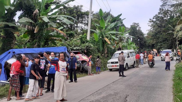 Laka lantas di Tanjakan Tajur, Lebak, Banten. (Foto: dok. Polsek Cikulur)