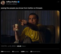 Threads, platform media sosial terbaru besutan Meta akhirnya rilis. Dengan cepat kedatangannya menarik perhatian orang-orang untuk menjajalnya. Tak terkecuali mereka pemain lama di Twitter.