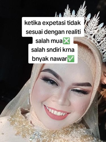 Pengalaman pengantin yang curhat karena menawar harga saat hari pernikahannya. Pengalaman pengantin yang curhat karena menawar harga saat hari pernikahannya.