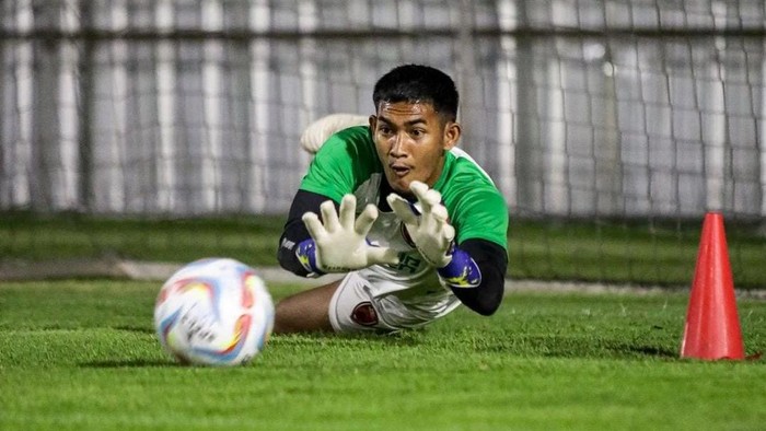 Penjaga gawang PSM Makassar Harlan Suardi.