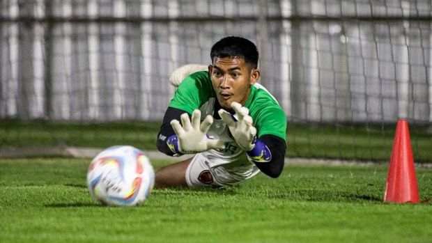 Penjaga gawang PSM Makassar Harlan Suardi.