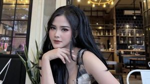 Potret Bella Bonita, Kekasih Denny Caknan yang Doyan Ngopi