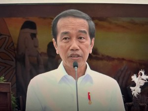 Presiden Jokowi Resmikan Bandara Ewer Asmat