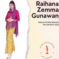 Raihana Zemma Gunawan tampak ayu saat mengikuti ajang Puteri Remaja DKI Jakarta 2023. Seperti dalam posternya yang memakai kebaya bernuansa cerah dan selendang di kepala. Foto: Instagram @officialputeriremajajakarta, @raihana_zemma