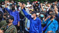 Mereka mendesak MUI tidak melebihi batas kewenangan lembaga tersebut terkait polemik Ponpes Al-Zaytun. Ponpes Al-Zaytun mendapat sorotan luas lantaran muncul dugaan ajaran menyimpang. Pesantren ini disorot sejak beredarnya video saf salat Id campur antara perempuan dan laki-laki pada April lalu.