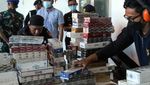 Rugikan Negara Rp 1,2 Miliar, Jutaan Batang Rokok Ilegal Dimusnahkan