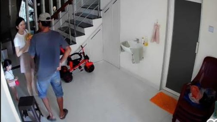 Tangkapan layar video aksi perampokan di siang bolong. (Foto: Istimewa)