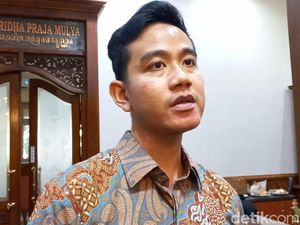 Gelar Nobar PSS Vs Persis, Gibran: Antisipasi Suporter ke Sleman