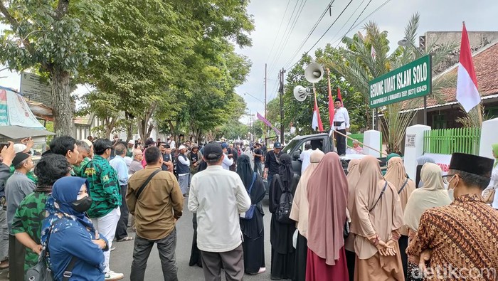 Aksi People Power di Solo, Jumat (7/7/2023).