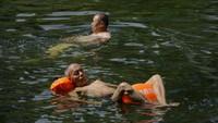 Pada Senin (3/7/2023), pemerintah melaporkan bahwa Beijing mencatat suhu mencapai 35 derajat celcius selama 10 hari. Laporan tersebut merupakan yang terpanjang sejak 1961.  
