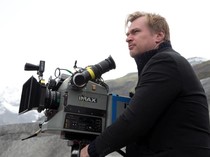 Christoper Nolan Bicara Pesan di Balik Film Oppeheimer